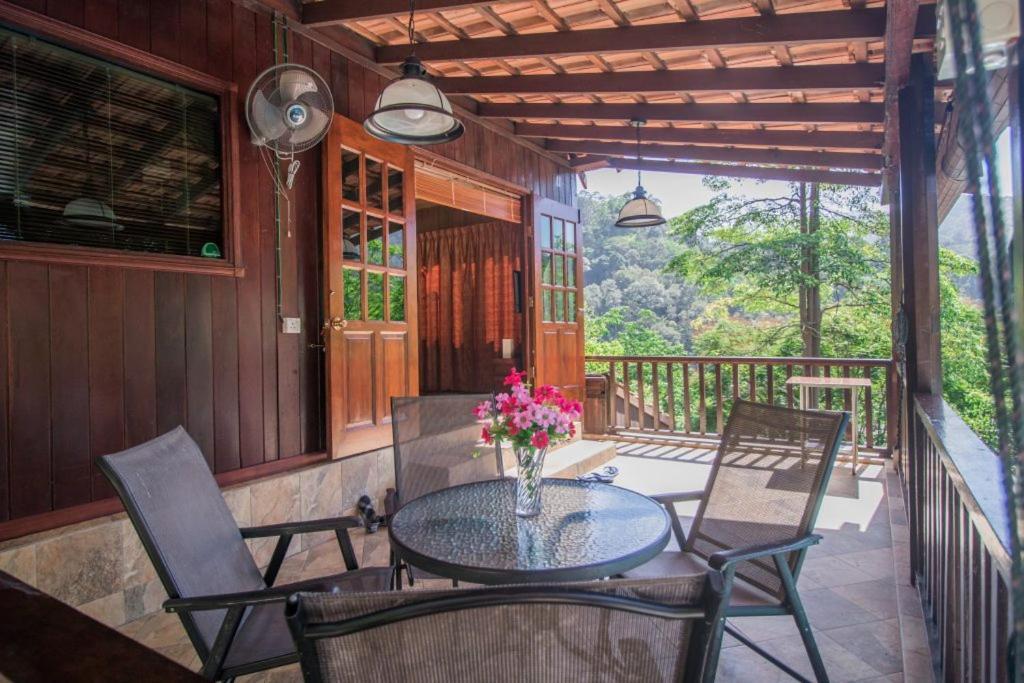 De Serenity - Exclusive Jungle Retreat Seremban Exterior foto